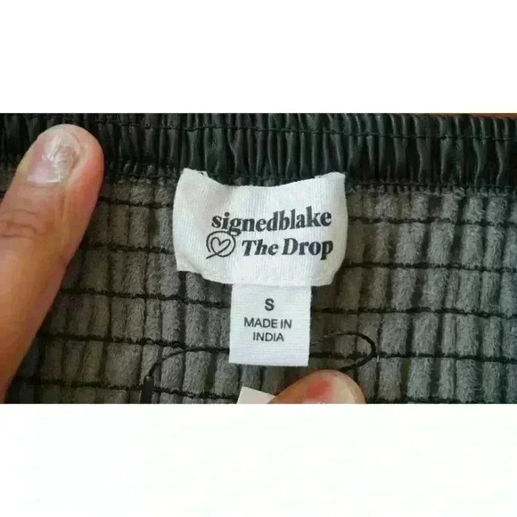 NWT The Drop Women's Black Faux Leather Bow Front Top by Signed Blake, Size S - Picture 5 of 16